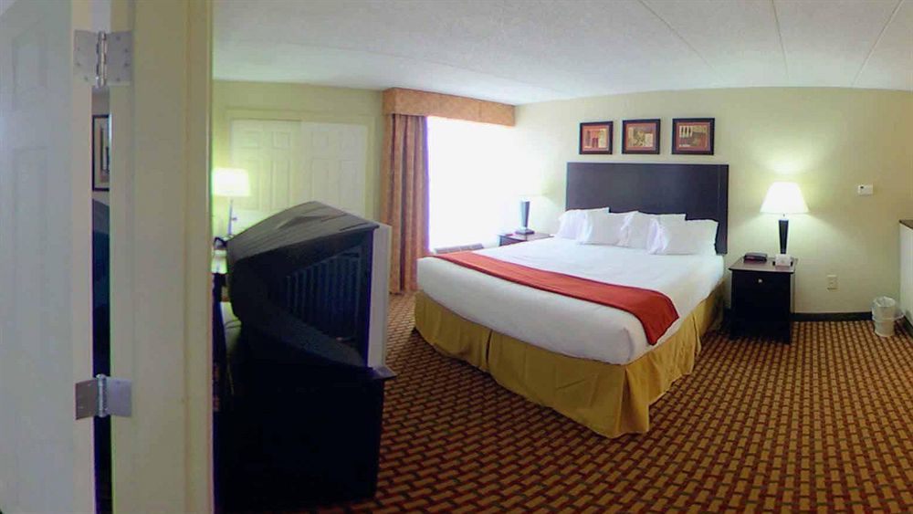 Holiday Inn Express Woodstock-Shenandoah Valley By Ihg Εξωτερικό φωτογραφία