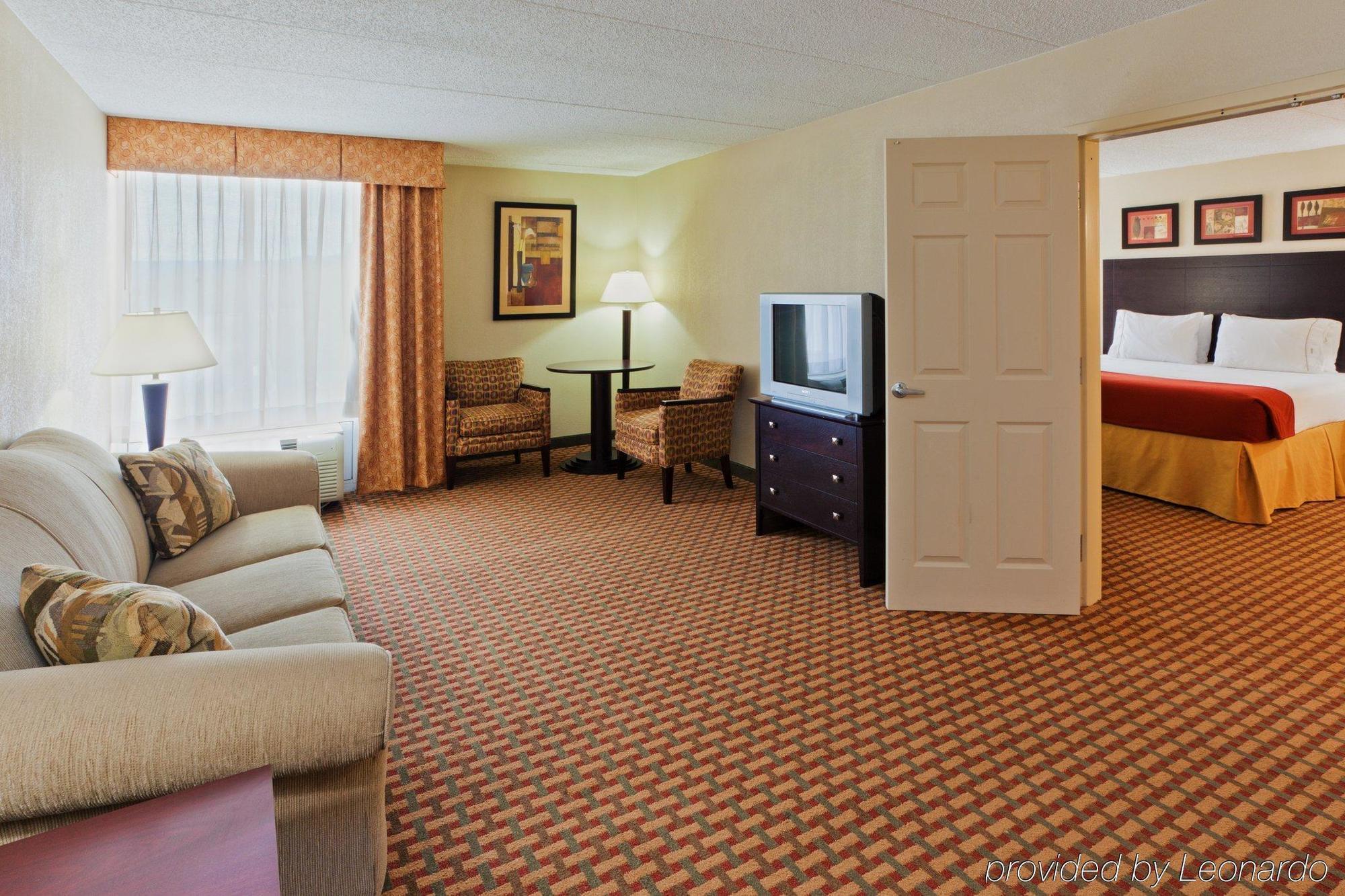 Holiday Inn Express Woodstock-Shenandoah Valley By Ihg Εξωτερικό φωτογραφία