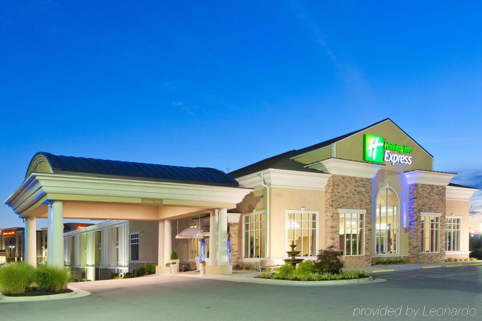 Holiday Inn Express Woodstock-Shenandoah Valley By Ihg Εξωτερικό φωτογραφία