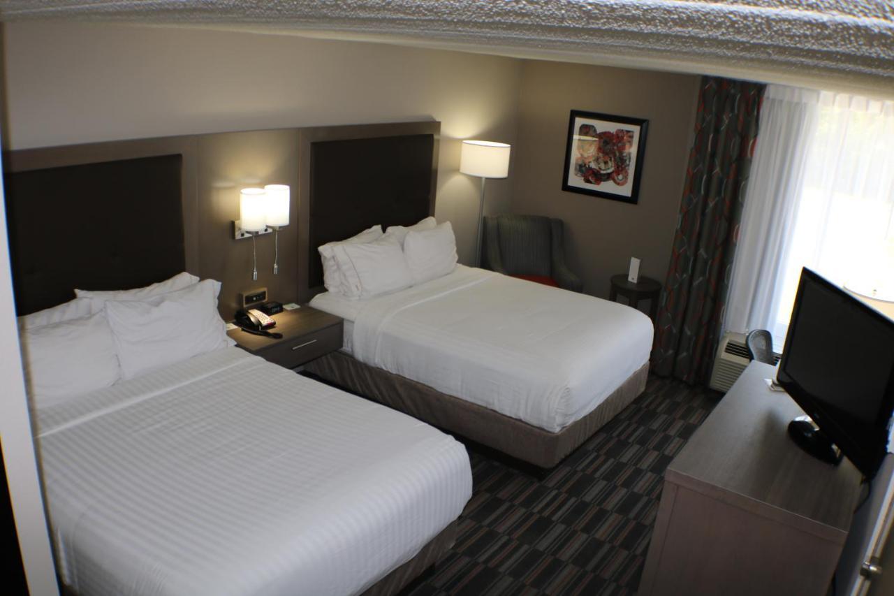 Holiday Inn Express Woodstock-Shenandoah Valley By Ihg Εξωτερικό φωτογραφία