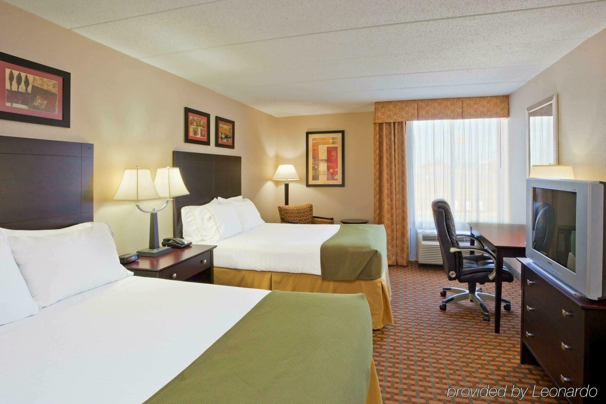 Holiday Inn Express Woodstock-Shenandoah Valley By Ihg Εξωτερικό φωτογραφία